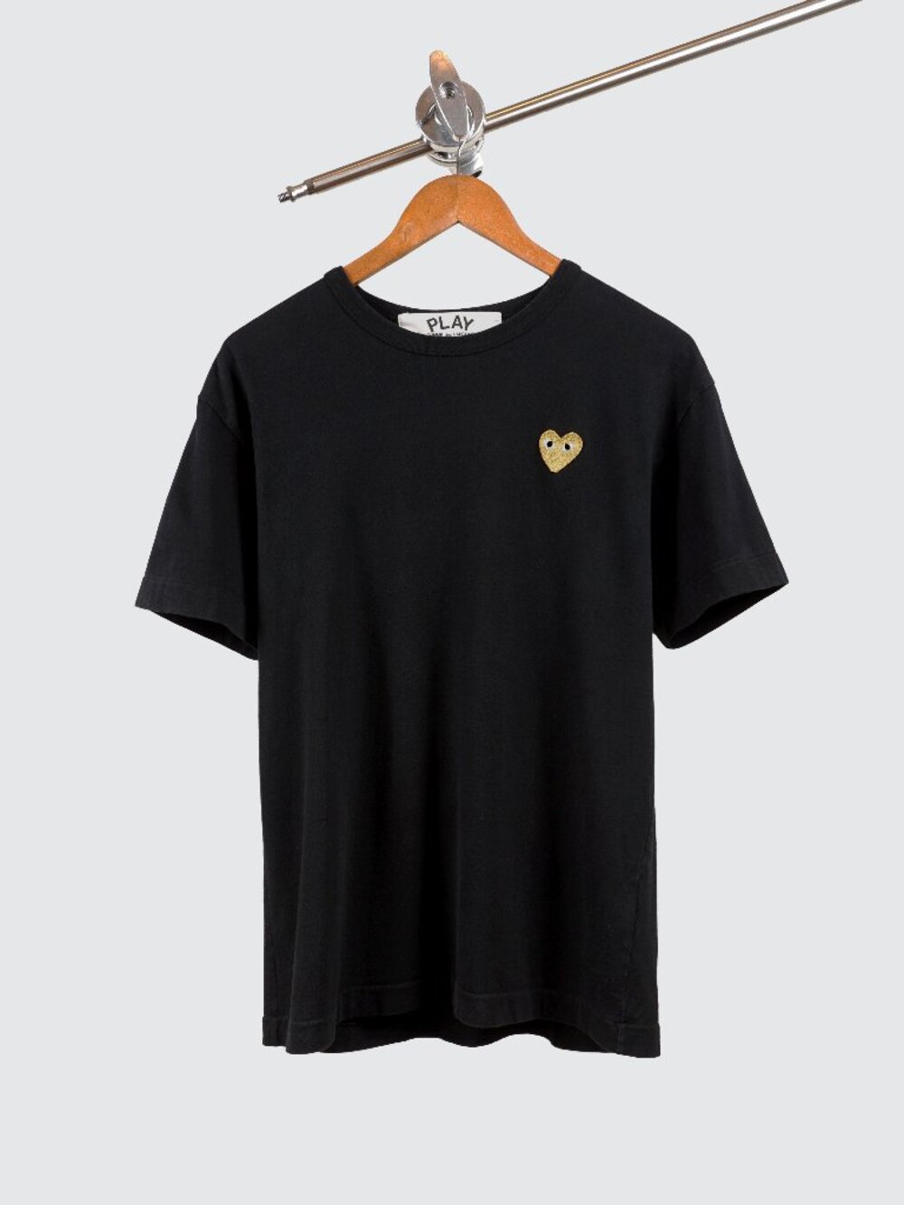 PLAY Comme des Garçons Gold Heart Logo T-Shirt/ Size L